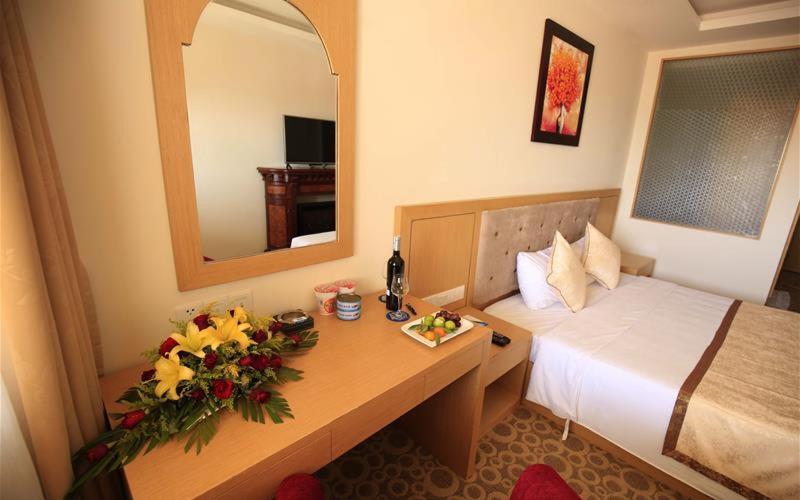 Bavico Plaza Hotel ดาลัด ภายนอก รูปภาพ