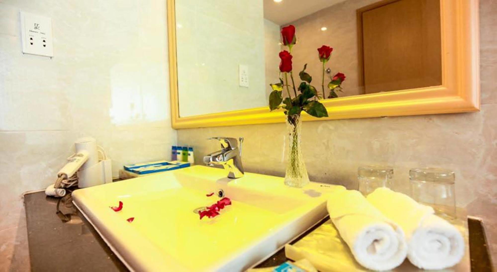 Bavico Plaza Hotel ดาลัด ภายนอก รูปภาพ