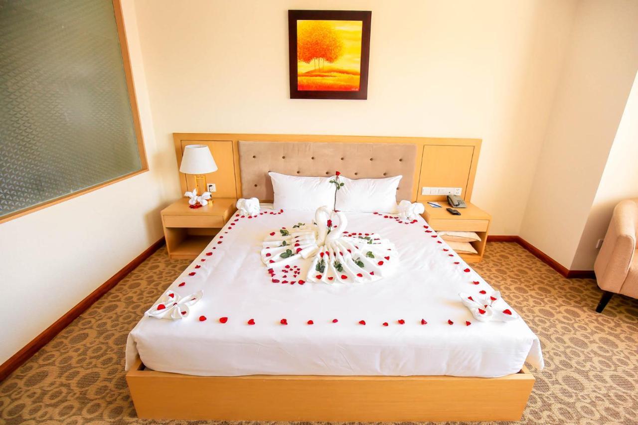 Bavico Plaza Hotel ดาลัด ภายนอก รูปภาพ