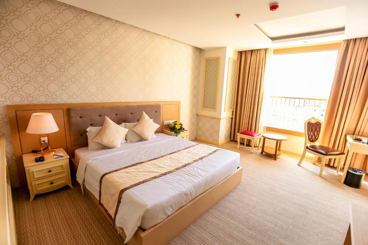 Bavico Plaza Hotel ดาลัด ภายนอก รูปภาพ