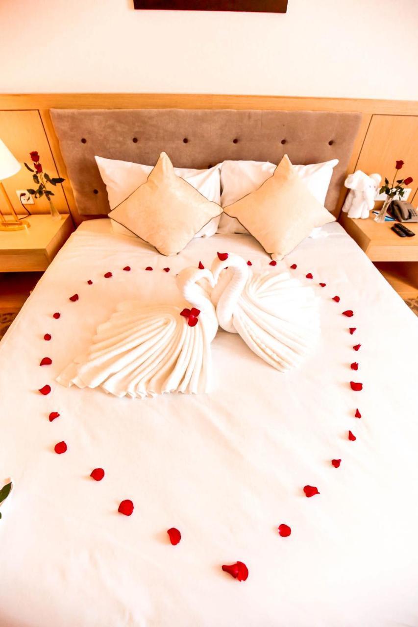 Bavico Plaza Hotel ดาลัด ภายนอก รูปภาพ